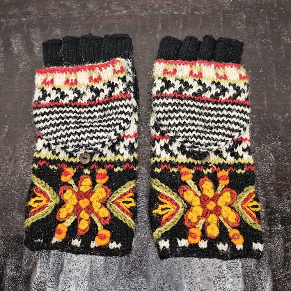 Fingerless Gloves - Picture 4 of 10
